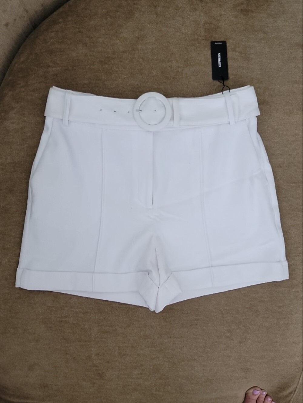 Express High-Waist White Belted Women’s Shorts - Picture 12 of 16